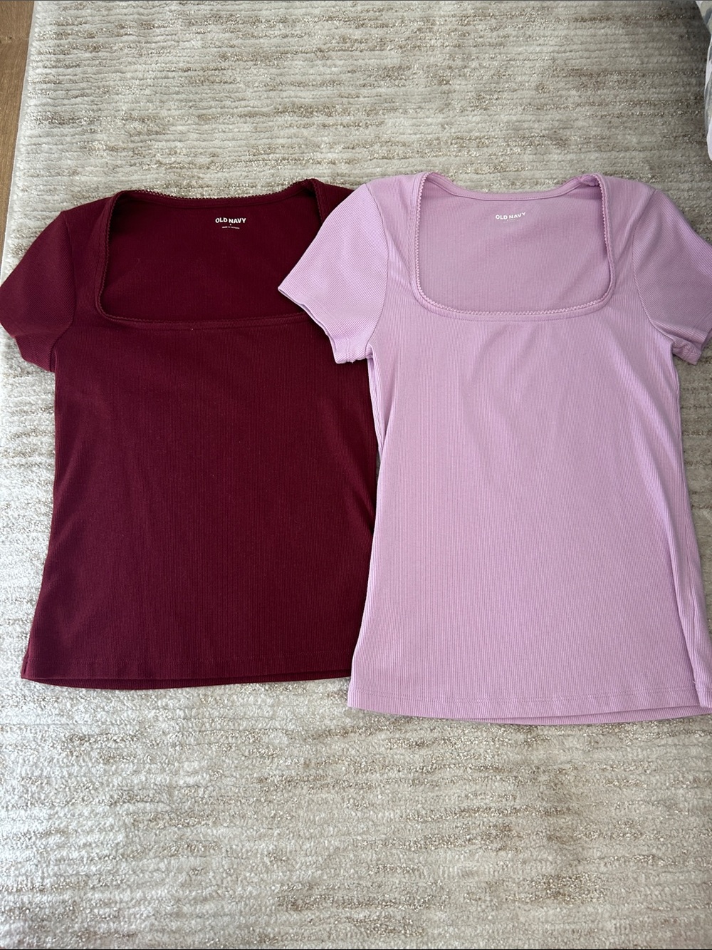 Old Navy Women's Square Neck Short Sleeve Tees - Burgundy & Light Pink
